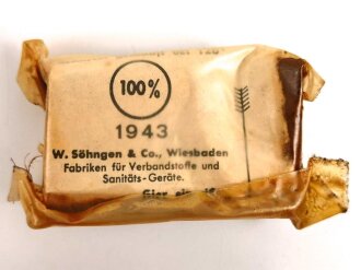 Kleines Verbandpäckchen für Luftschutzzwecke. Datiert 1943