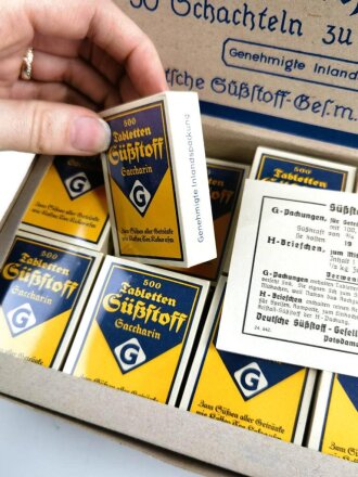 Kompletter Karton mit 50 Schachteln "500 Tabletten Süßstoff Saccarin"  Sehr guter Zustand