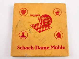 "Schach Dame Mühle" Spiel eines Hauptmann Beuchelt. Nicht auf Vollständigkeit geprüft