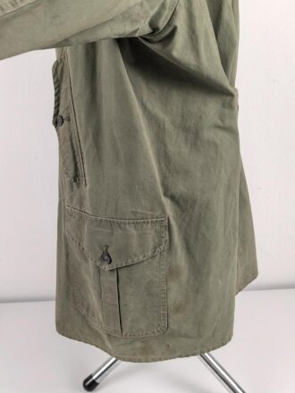 Windbluse alter Art  für Gebirgstruppen der Wehrmacht. Getragenes Stück in gutem Gesamtzustand