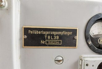 Kriegsmarine, Peilüberlagerungsempfänger T 8 L39,  Telefunken E 491 "Martin". Gehäuse Originallack, ansonsten überholt und zum Teil mit neuteilen überarbeitet. Versand nur auf Palette