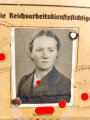 RAD Reichsarbeitsdienst, Arbeitsdienst für die weibliche Jugend, Arbeitsdienstpaß (Arbeitsdienstzeugnis) , ausgestellt 1941 auf eine Frau aus Oberhausen, dazu der vorläufige Entscheid