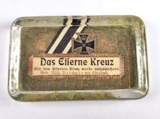 1.Weltkrieg, Briefbeschwerer aus Glas " Das Eiserne Kreuz"