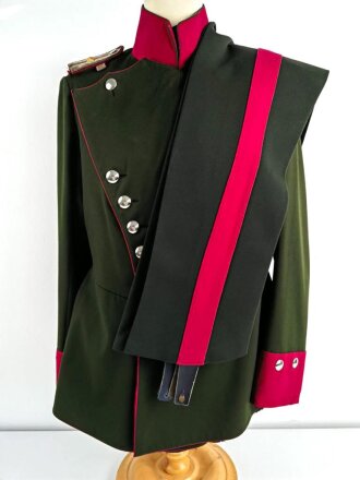 Bayern, Ulanka mit Hose für enen Offizier im 2. Chevaulegers Regiment „Taxis“ Regensburg. Eigentumstück, getragen  in gutem Gesamtzustand