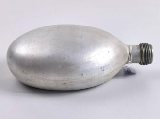 Aluminiumkorpus für eine Feldflasche Wehrmacht , Standardgrösse, guter Zustand, Hersteller HRE 34