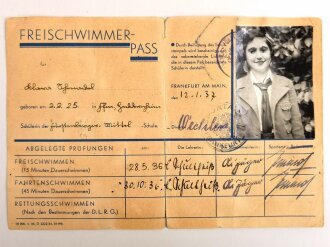 Freischwimmer-Pass für eine Angehörige des BDM, datiert 1937 Frankfurt am Main