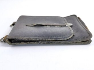 Russland UDSSR 2.Weltkrieg, Kartentasche aus geschwärztem Ersatzmaterial.  Ungereinigtes Stück, stark getragen