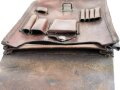Russland UDSSR 2.Weltkrieg, Kartentasche Modell 1940 . Stark getragenes Beutestück , die Koppelschlaufen deutsch modifiziert, Leder zum Teil trocken