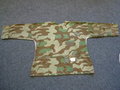 Tarnschlupfhemd Wehrmacht, Farbfrisches Stück, sicher eines der seltensten Tarnhemden des Heeres