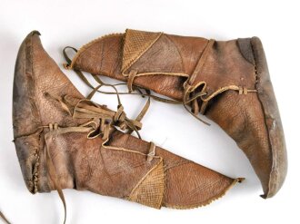 Russland. Kaukasisches Schuhwerk aus Leder für Kosaken. Ungereinigt