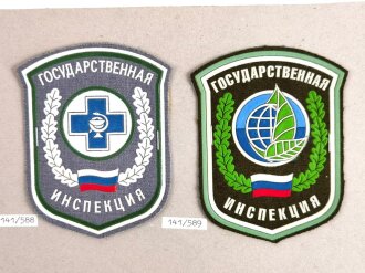 Russland UDSSR, Sammlung Abzeichen ,  auf Karton aufgetackert
