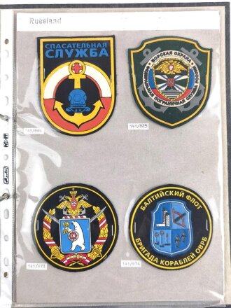 Russland UDSSR, Sammlung Ärmelabzeichen  , 8 Seiten,  auf Karton aufgetackert