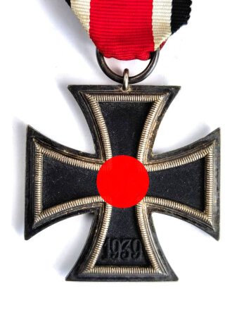 Eisernes Kreuz 2. Klasse 1939 am Band, Hersteller " 65 " im Bandring für " Klein & Quenzer A.G., Idar Oberstein ", Hakenkreuz mit vollständiger Schwärzung