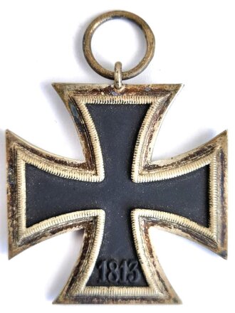 Eisernes Kreuz 2. Klasse 1939, mit Hersteller im Bandring dieser aber nicht lesbar, Hakenkreuz mit vollständiger Schwärzung