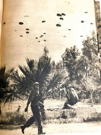 "Kreta- Sieg der Kühnsten" vom Heldenkampf der Fallschirmjäger. Bildband von 1942 mit Umschlag