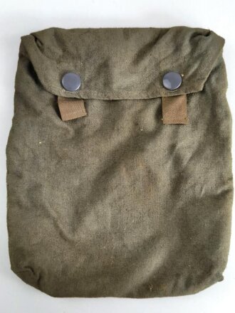Tasche für die Gasplane der Wehrmacht, getragenes Stück