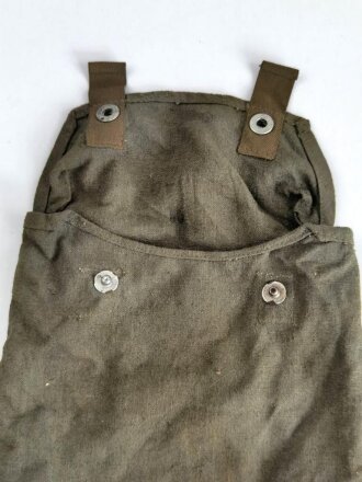 Tasche für die Gasplane der Wehrmacht, getragenes Stück