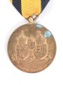 Österreich, tragbare Medaille auf den 100. Geburtstag Kaiser Franz Joseph in bronze, am Band