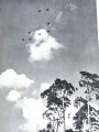 "Donnernde Motoren" Luftwaffe Bildband von Wolf Strache. Im Schutzumschlag, dieser defekt