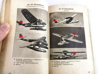 "Deutsche, Italienische, Britisch - Amerikanische Kriegsflugzeuge" Ansprache, Erkennen, Bewaffnung usw. Stand Sommer 1942. Kleinformat, abgegriffen