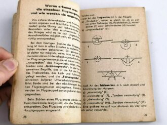 "Deutsche, Italienische, Britisch - Amerikanische Kriegsflugzeuge" Ansprache, Erkennen, Bewaffnung usw. Stand Sommer 1942. Kleinformat, abgegriffen