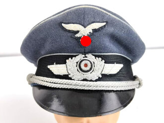 Luftwaffe, Schirmmütze für einen Offizier. Sehr...