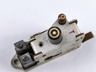 Luftwaffe Selbstschalter zur Sicherung der elektrischen Bordanlage gegen Überlastung und Kurzschluß. FL E 5000 01, ungebrauchtes Stück in der originalen Verpackung