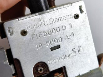 Luftwaffe Selbstschalter zur Sicherung der elektrischen Bordanlage gegen Überlastung und Kurzschluß. FL E 5000 01, ungebrauchtes Stück in der originalen Verpackung