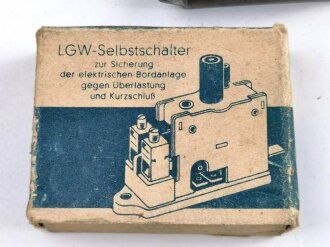 Luftwaffe Selbstschalter zur Sicherung der elektrischen Bordanlage gegen Überlastung und Kurzschluß. FL E 5000 01, ungebrauchtes Stück in der originalen Verpackung