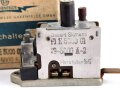 Luftwaffe Selbstschalter zur Sicherung der elektrischen Bordanlage gegen Überlastung und Kurzschluß. FL E 5000 01, ungebrauchtes Stück in der originalen Verpackung