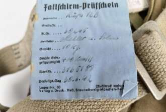 Luftwaffe Rückenfallschirm 12B von 1942. Original gepackt, mit zugehörigem Prüfschein