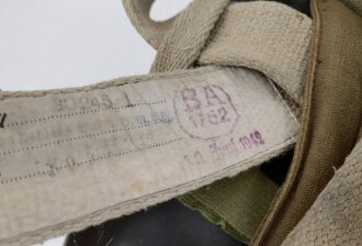 Luftwaffe Rückenfallschirm 12B von 1942. Original gepackt, mit zugehörigem Prüfschein