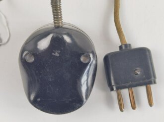 Handmikrofon "Feind hört mit", optisch guter Zustand, die Schrauben erneuert, dreipoliger Stecker, Funktion nicht geprüft