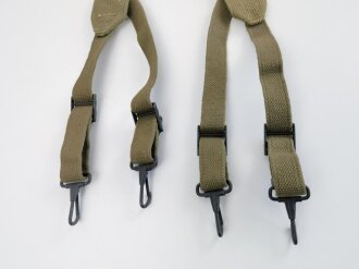 U.S. 1944 dated pair of M1944 suspenders. Unised