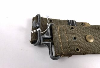 U.S. Army  Equipment belt ( pistol belt )  measures 99cm as is