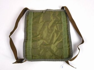 U.S. most likely Vietnam war era Sleeping gear carrier, very good condition