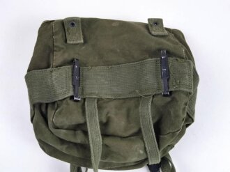 U.S. Army  1967 dated Field Pack, Canvas ( Butt pack ) Used