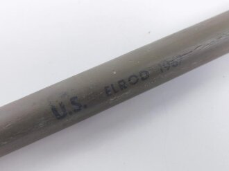 U.S. Army 1967 dated tent pole, used