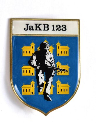 Österreich, Truppenkörperabzeichen Bundesheer  " Jagdkampfbataillon 123 ",  Maße 50 x 70 mm