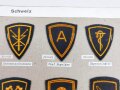 Schweiz, Sammlung Spezialistenabzeichen der Schweizer Armee, auf Karton angetackert