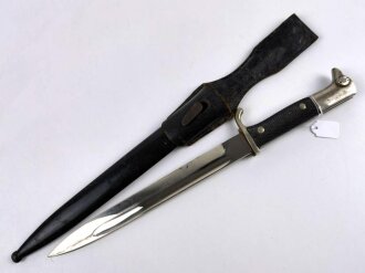 Extraseitengewehr KS98 Wehrmacht. Scheide Originallack, Hersteller E.Pack & Söhne Solingen, im Lacklederkoppelschuh. Ungereinigtes Stück