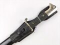 Extraseitengewehr KS98 Wehrmacht im Lacklederkoppelschuh. Saubee Klinge von Hörster Solingen. Scheide Originallack