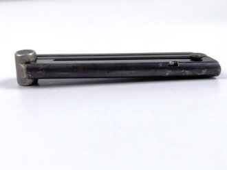 Magazin Pistole P08 Wehrmacht. Blech geprägt, WaA83...