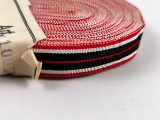 Bündel Ordensband  für die Bandspange zur Kriegsverdienstmedaille 1939.  15mm Breite. In der originalen Banderole, laut dieser 25 Meter