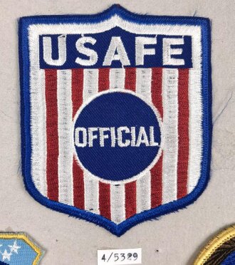 U.S. Army, Sammlung Ärmelabzeichen, auf Karton getackert