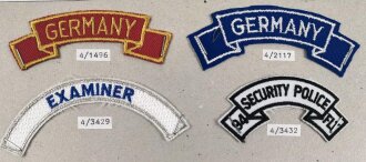 U.S. Army, Sammlung Ärmelabzeichen, auf Karton getackert