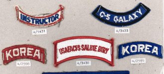 U.S. Army, Sammlung Ärmelabzeichen, auf Karton getackert