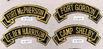 U.S.Army, Sammlung Ärmelabzeichen, auf Karton getackert