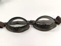 Kradmelderbrille Wehrmacht. Datiert 1941, Gummimuscheln weich, Band neuzeitlich ergänzt