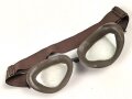 Kradmelderbrille Wehrmacht. Datiert 1941, Gummimuscheln weich, Band neuzeitlich ergänzt